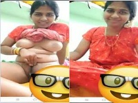 Sexy Bhabhi Shows Her Boobs and Pussy On Video Call