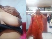 Bhabhi Shows her Boobs and Pussy