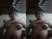 Desi Village Bhabhi Shows Her Boobs
