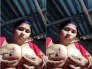 Desi Village Wife Play With her Big Boobs